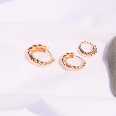 Candonga diseño melcocha covergold dorada